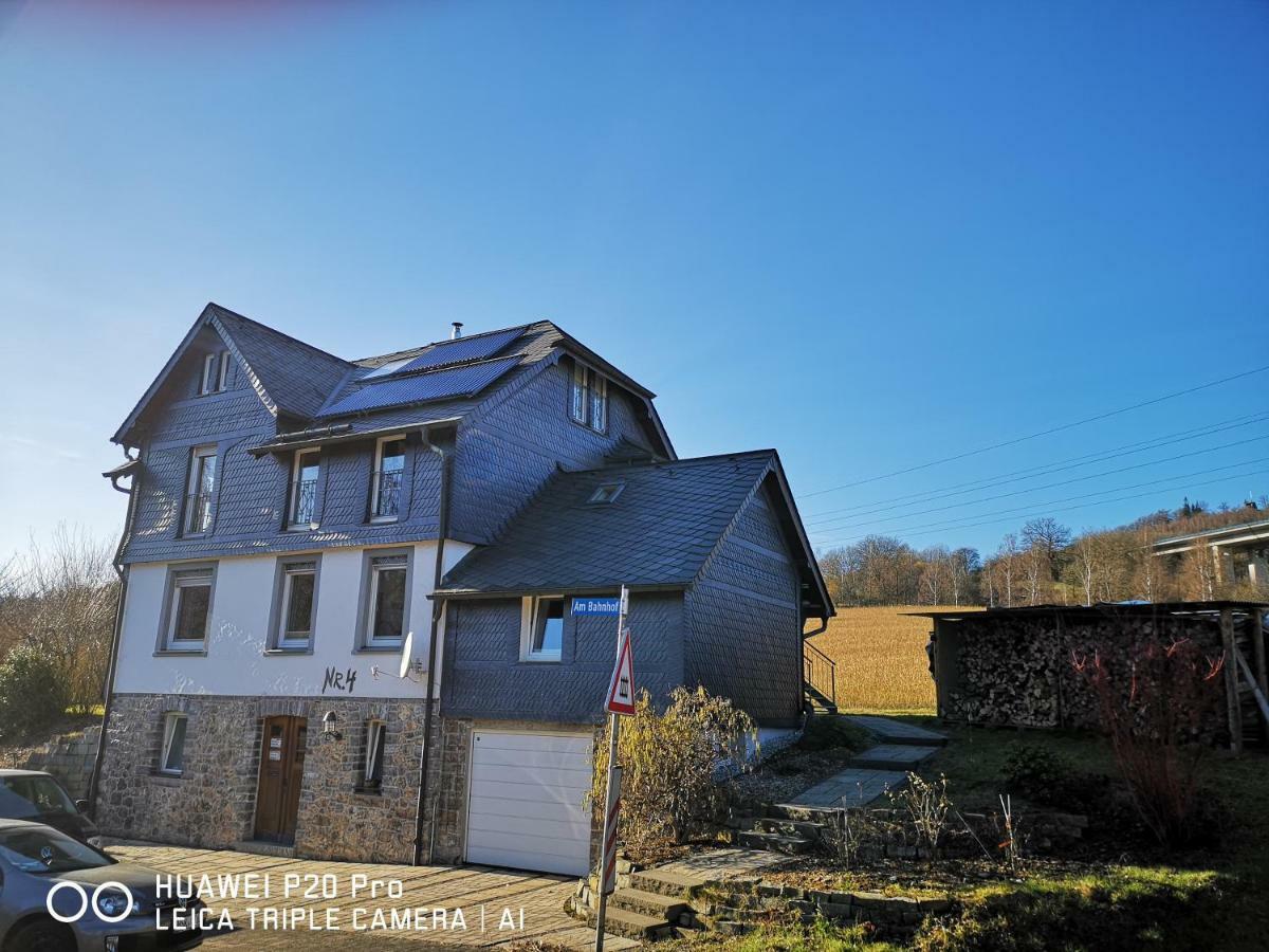 Luxurioese Ferienwohnung Im Herzen Des Sauerlandes Meschede Exterior foto